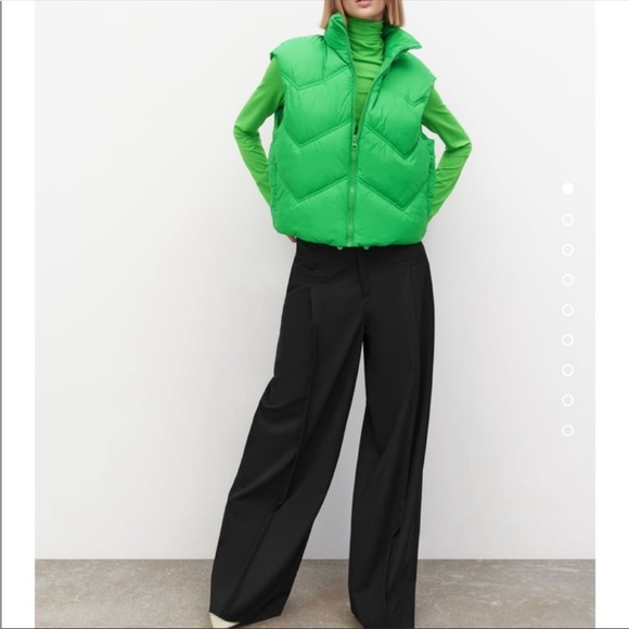 Zara Jackets & Blazers - New Zara Quilted Puffer Vest